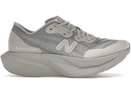 Men's New Balance FuelCell SuperComp Elite v4