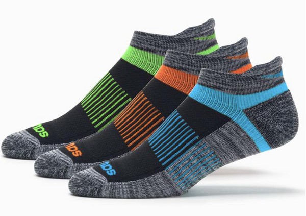 Calzini da corsa ultraleggeri Compressport Pro Racing v4.0: freschezza Calzini da corsa ultraleggeri Compressport Pro Racing v4.0: freschezza